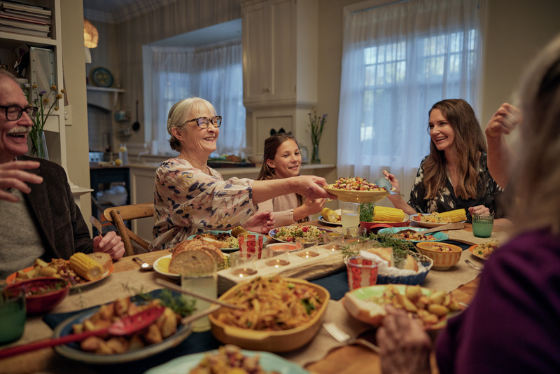 220527_07_Family_Dinner_7158.tif