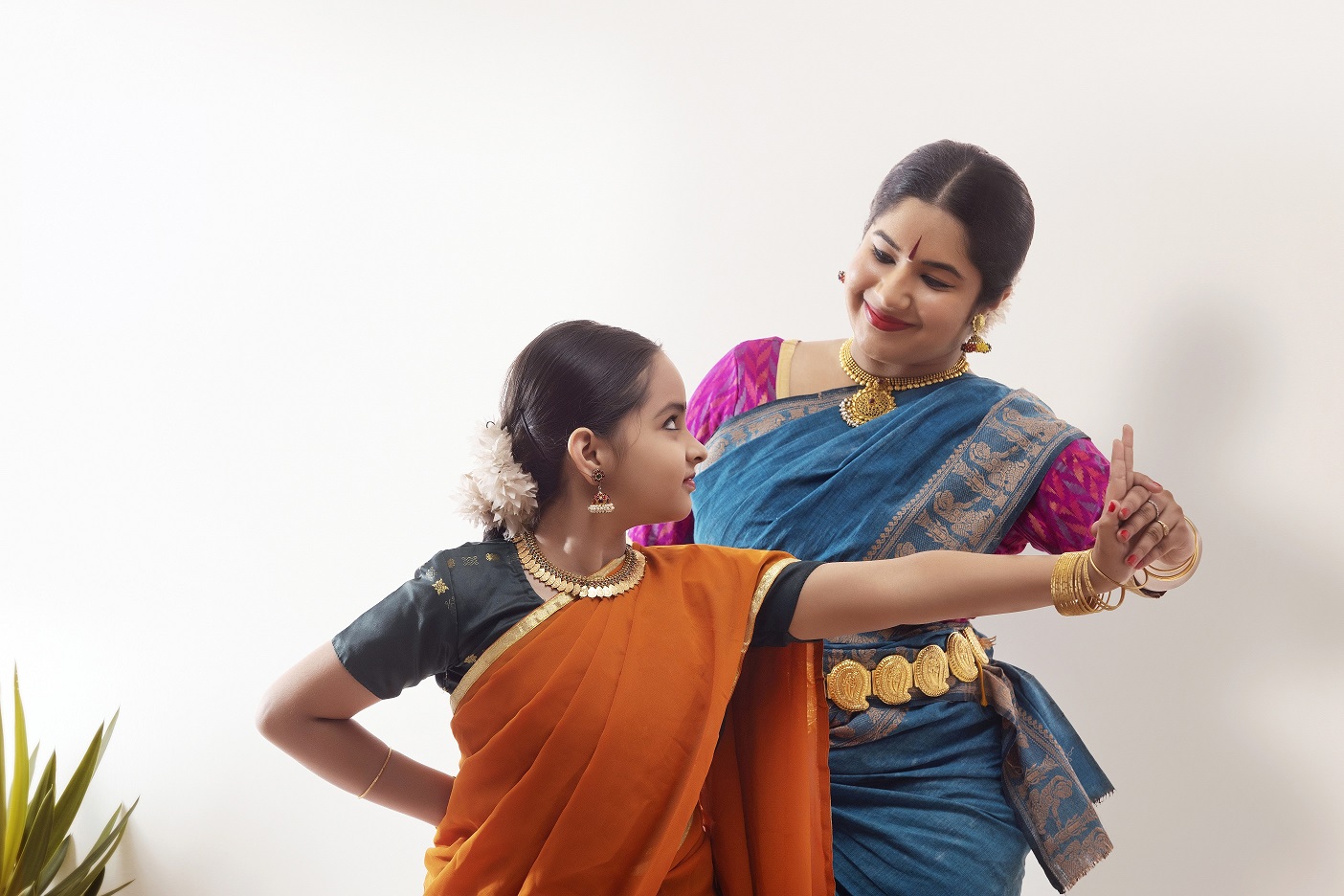 mother-daughter-why-upgrade-india-1404 x 936.jpg